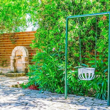 Agricola Villa Pigadhakia